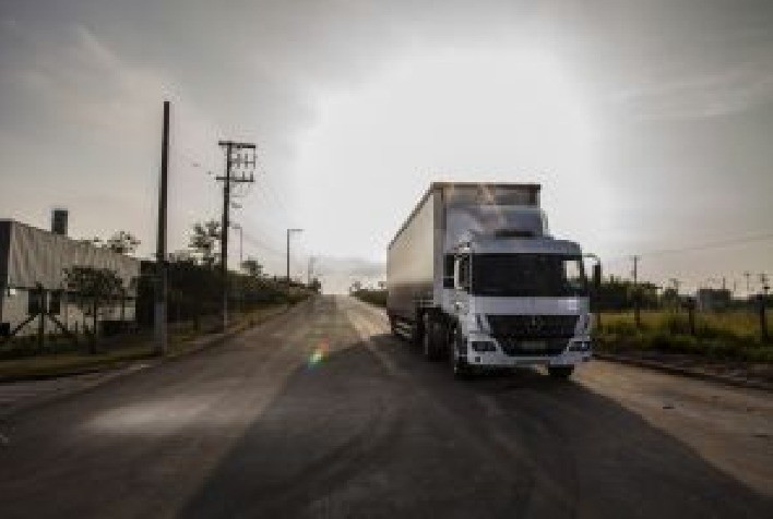 Logística verde no agro: Brasil se destaca com modelo sustentável de transporte e reciclagem