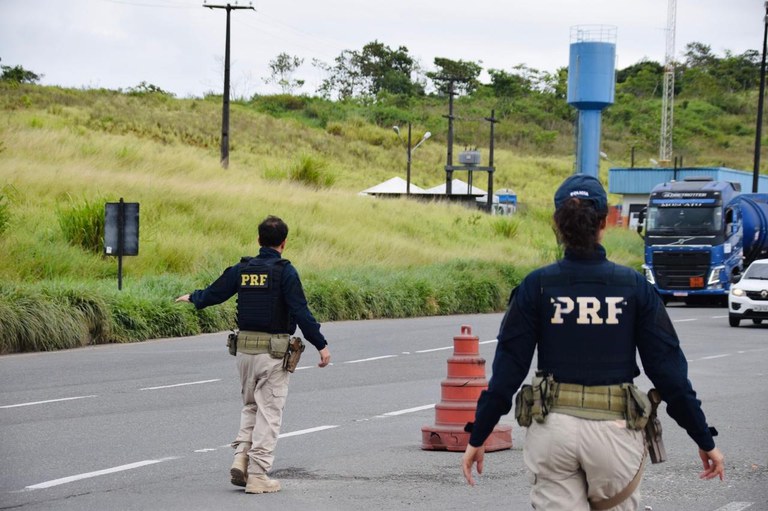  PRF lança Operação Rodovida 2025: O reforço na segurança começou no dia 18 de dezembro