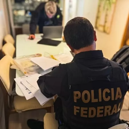  Polícia Federal deflagra nova operação contra fraudes financeiras e bloqueia R$ 5,7 bilhões