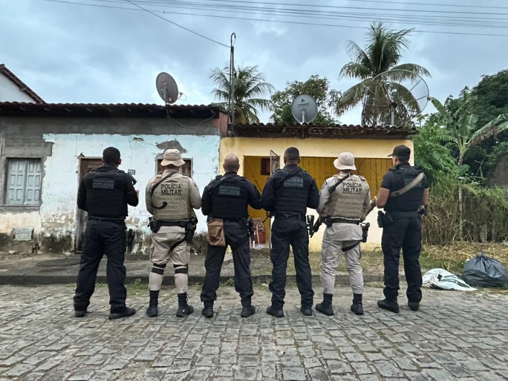 https://midias.correio24horas.com.br/2026/04/29/operacao-mira-faccao-com-base-em-canavieiras-3244294-article.webp